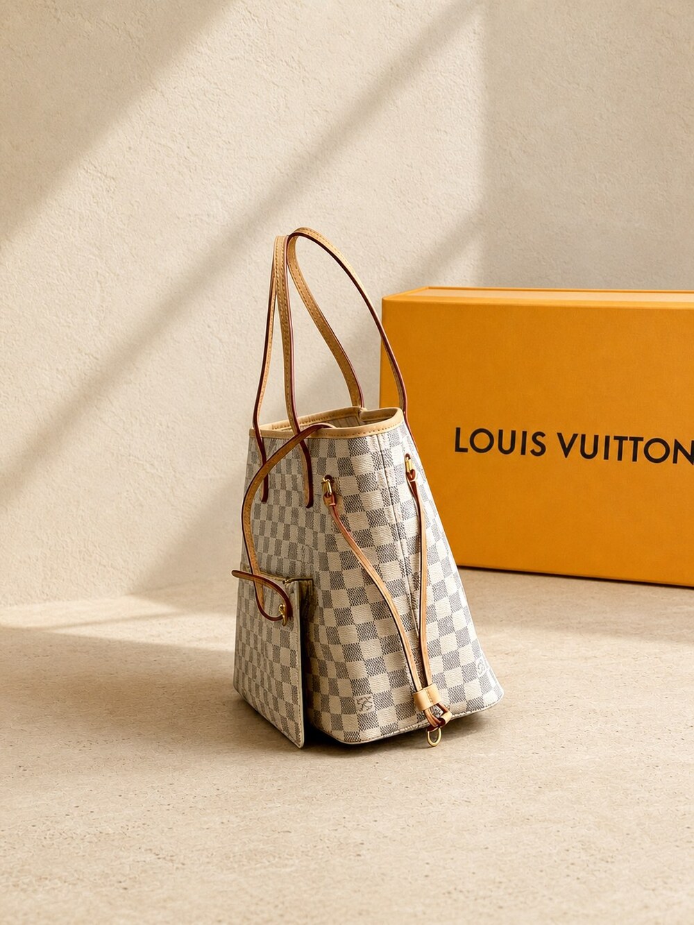 Louis Vuitton Neverfull Beige Lining Bag | New / Unused - Picture 5 of 6